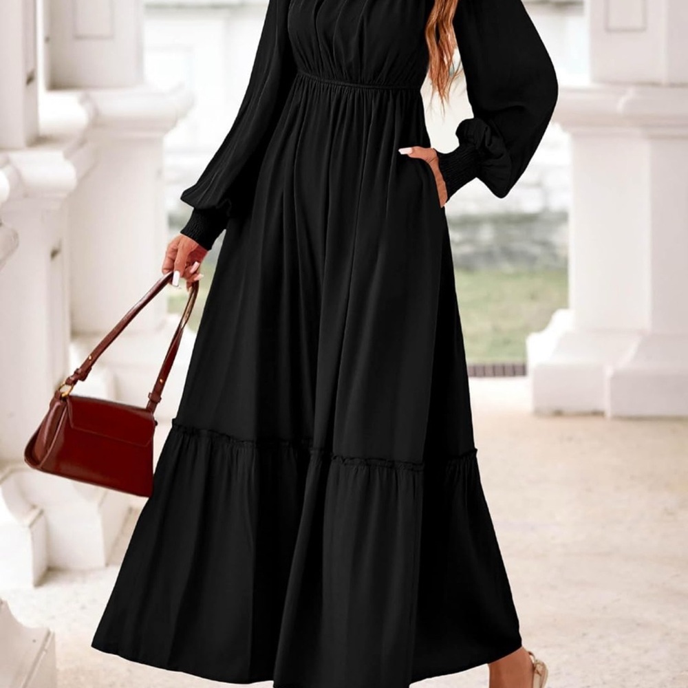 Chic Black Long Sleeve Maxi Dress